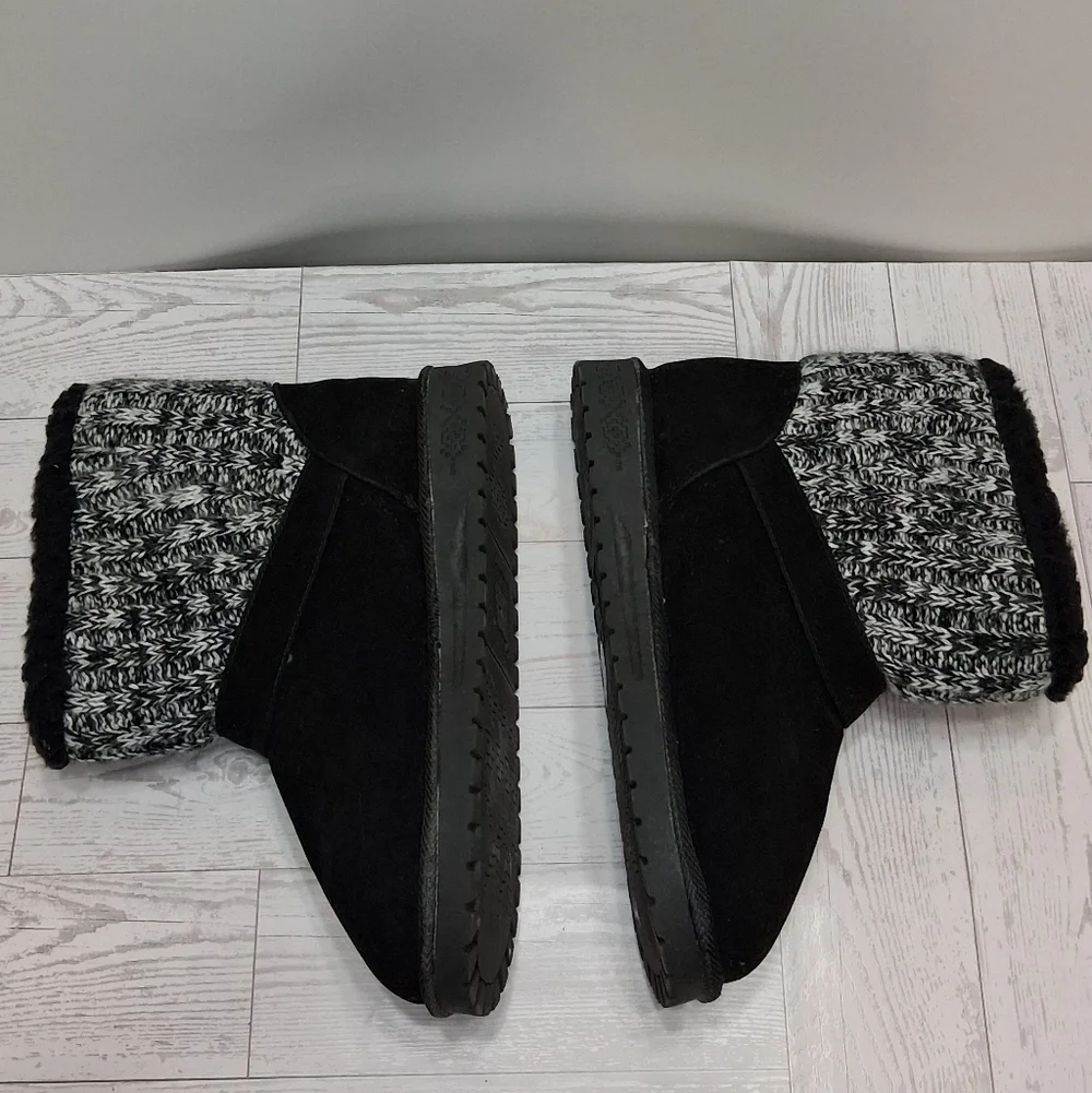 Muk Luks Whimsy Black and White Woven Knit Women's Ankle Boots Size 6